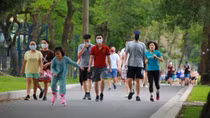 Ứng phó với làn sóng COVID-19 mới