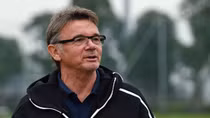 "Giấc mơ con" của huấn luyện viên Troussier