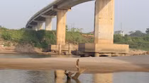 Sông Đà khắc khoải chờ mưa