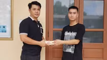 Trao trả 320 triệu đồng cho người chuyển nhầm tiền