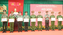 Phóng viên Báo CAND được Chủ tịch UBND tỉnh Sóc Trăng tặng Bằng khen