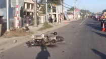Phá án từ chi tiết cụm đèn xe ôtô vỡ dán tem thu phí đường bộ