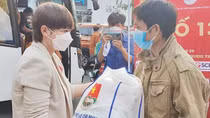 Những người không về Tết