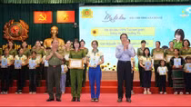 Hơn 10 năm là “Mẹ đỡ đầu” cho trẻ mồ côi