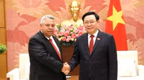 Việt Nam sẵn sàng trao đổi, chia sẻ kinh nghiệm xây dựng đất nước với Cuba