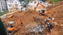 Di dời khẩn cấp các hộ trong vụ lở đất kinh hoàng ở Đà Lạt