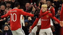 Lội ngược dòng ngoạn mục, Man Utd vào tứ kết Cup FA
