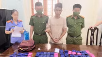 Bắt đối tượng người Lào mua bán 24.000 viên hồng phiến