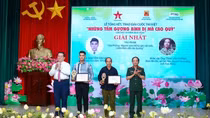 Trao giải Cuộc thi viết “Những tấm gương bình dị mà cao quý” lần thứ 14