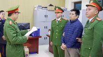 Bắt tạm giam Phó trưởng phòng Tài nguyên Môi trường huyện Xín Mần