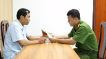 Bắt giam 2 kế toán trưởng