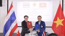 Chủ tịch Quốc hội Vương Đình Huệ hội đàm với Chủ tịch Quốc hội Thái Lan