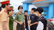 Công an tỉnh Kiên Giang với nhiều hoạt động thiết thực hỗ trợ thí sinh