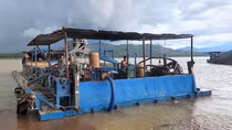 Điều tra vụ tàu công suất lớn hút trộm cát vùng giáp ranh