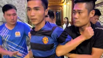 Vào tận phòng ngủ ép chuyển tiền qua tài khoản