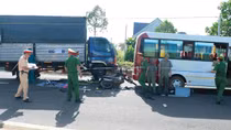 Thực hành diễn tập phương án cứu nạn, cứu hộ tai nạn giao thông