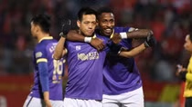 Văn Quyết toả sáng, Hà Nội FC trở lại đường đua vô địch