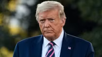 Cựu Tổng thống Trump bị yêu cầu bồi thường nữ nhà văn Carroll 5 triệu USD