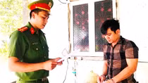 Lừa chị họ để chiếm đoạt nửa tỷ đồng tiền cọc mua đất rừng