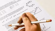 Nghi vấn lộ đề thi học kỳ lớp 12 ở Thừa Thiên-Huế