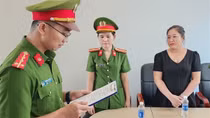 Nữ Giám đốc hai công ty du lịch bị bắt về tội trốn thuế