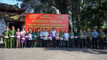 Không bao giờ quên những cống hiến, hi sinh của các liệt sĩ