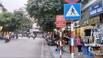 Ngược chiều phố xưa