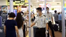 Hàng không Việt cuối năm vẫn loay hoay vượt khó