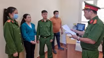 Bắt tạm giam kế toán Chi Cục thi hành án về hành vi lừa đảo