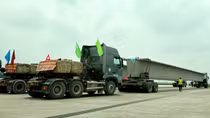 Phạt 369 triệu đồng nhóm tài xế tự chế xe đầu kéo chở dầm cầu