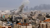Israel dội bom trại tị nạn ở Dải Gaza, tiêu diệt "thủ lĩnh thứ hai" của Hamas