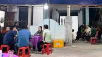 Trưởng phòng Nội vụ thị xã Ba Đồn tử vong thương tâm khi cứu vợ và con bị nước cuốn