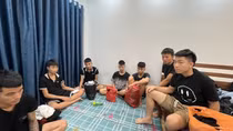 Gạ người già mua thuốc đông y, khám bệnh miễn phí rồi chiếm đoạt tiền tỷ