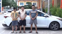 Mâu thuẫn trên Tiktok, hai bên "nói chuyện" bằng dao và súng