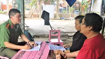Xung quanh việc người dân bị vây rào cưỡng chế nhà đang sinh sống lâu đời