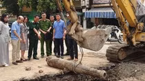 Phát hiện súng thần công Triều Nguyễn khi đào máng đặt ống thoát nước