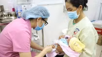 TP Hồ Chí Minh hết vaccine, khi nào có nguồn mới?