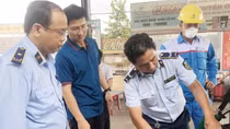 Phát hiện nhiều cửa hàng bán xăng RON 95-III không đảm bảo chất lượng
