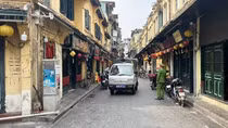 “Bài toán vỉa hè” nan giải ở phố cổ Hà Nội