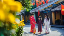 Ngày đầu năm mới, Hà Nội và TP Hồ Chí Minh nắng đẹp, Trung Bộ lác đác mưa