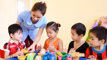 Giải bài toán thu hút, giữ chân giáo viên mầm non