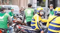 Nở rộ xe ôm công nghệ “nhái”