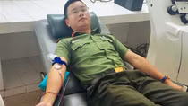 Cán bộ Công an Quảng Nam hiến máu cứu bệnh nhân nguy kịch