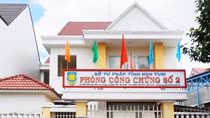 Phó trưởng phòng công chứng “nhận tiền” bị miễn nhiệm