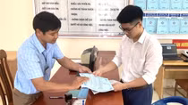 Niềm vui của người dân - Bài 1