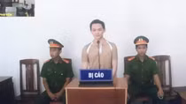 Bài học đắt giá dành cho kẻ cố ý đâm vào Đại úy Công an