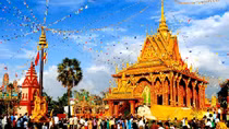 Thủ tướng gửi Thư chúc mừng đồng bào Khmer dịp Tết Chôl Chnăm Thmây