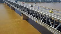 Cấm xe qua cầu Thăng Long trong 3 đêm