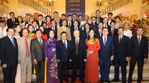 Đội ngũ văn nghệ sĩ nước nhà tiếp tục đẩy mạnh đổi mới sáng tạo, đáp ứng tốt hơn nữa yêu cầu của sự nghiệp chấn hưng văn hóa, xây dựng con người Việt Nam trong thời kỳ mới