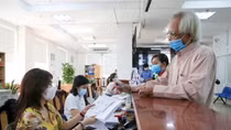 Đảm bảo tốt nhất công tác chi trả lương hưu, trợ cấp BHXH tháng 8/2023
